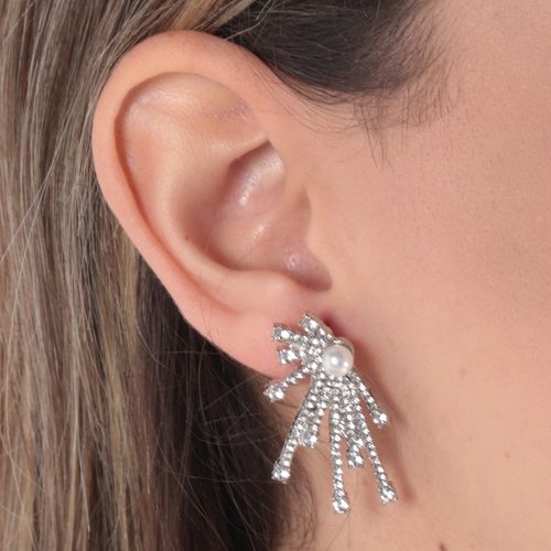 Aretes plateados para mujer
