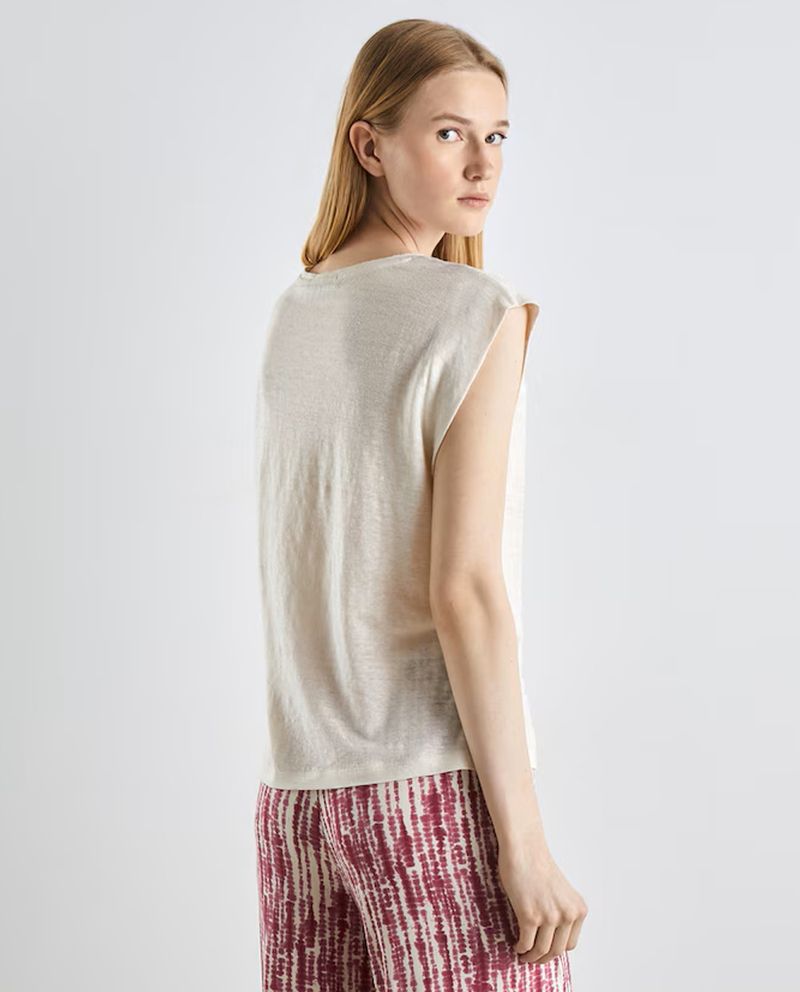 104744765-Camiseta-Easy-Wear-beige-manga-corta-para-mujer
