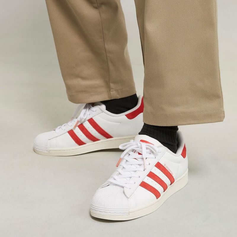 104753179-Zapato-Adidas-Originals-Superstar-blanco-rojo-para-hombre