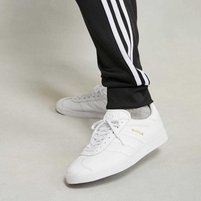 104753627-Zapato-Adidas-Originals-Gazelle-casual-color-blanco-para-hombre