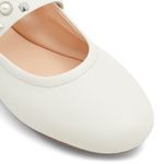 104734411-Zapato-casual-Aldo-color-blanco-para-mujer
