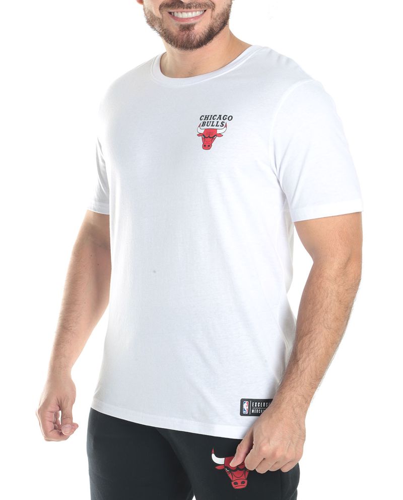 104695247-Camiseta-deportiva-blanca-Chicago-Bulls-para-hombre