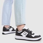 104697185-BLACK-FRIDAY-Zapato-deportivo-casual-Tommy-Hilfiger-color-negro-para-hombre