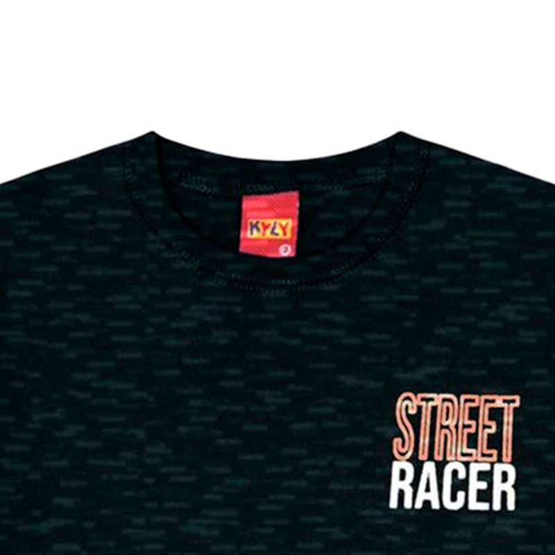 104658638-Camiseta-negra-con-estampado-para-niño