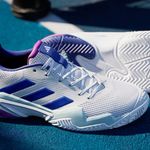 104757663-Zapato-Adidas-Barricade-deportivo-color-blanco-para-hombre