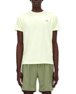 104681347-Camiseta-deportiva-New-Balance-ivory-para-hombre