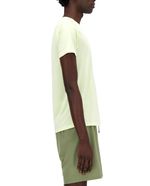 104681347-Camiseta-deportiva-New-Balance-ivory-para-hombre