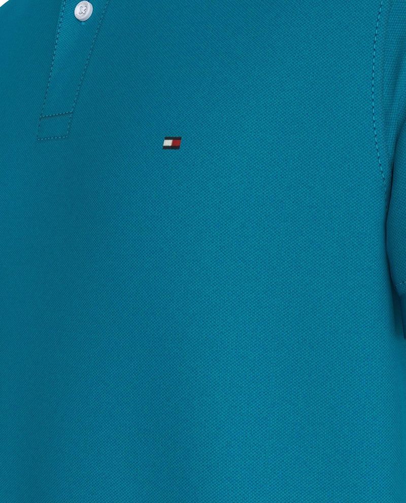 104751194-Camisa-polo-Tommy-Hilfiger-regular-fit-azul-solida-para-hombre