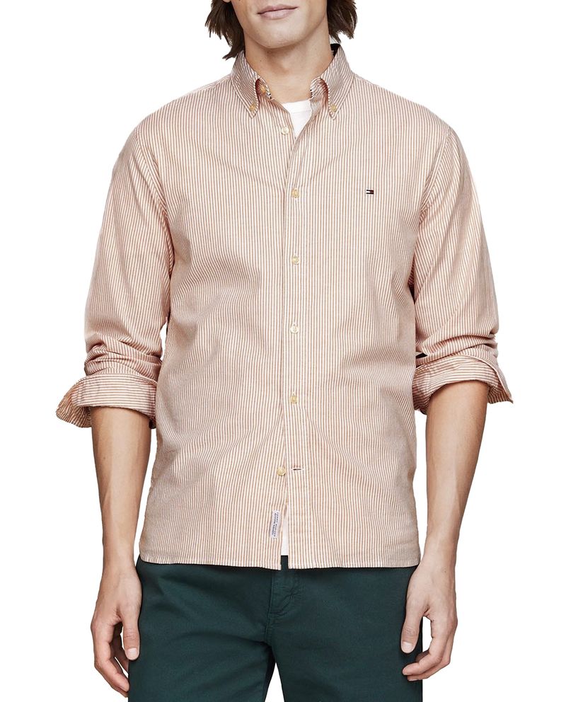 104751226-Camisa-casual-Tommy-Hilfiger-regular-fit-cafe-ocre-rayada-para-hombre