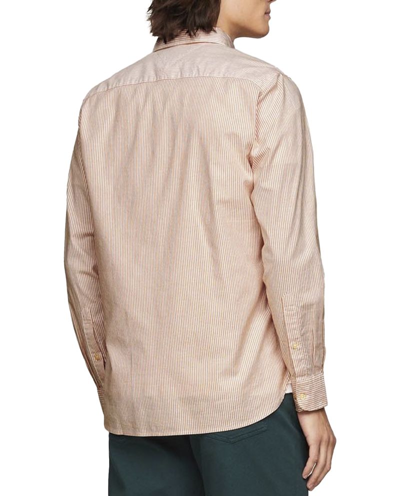 104751223-Camisa-casual-Tommy-Hilfiger-regular-fit-cafe-ocre-rayada-para-hombre