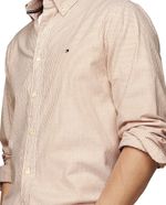 104751223-Camisa-casual-Tommy-Hilfiger-regular-fit-cafe-ocre-rayada-para-hombre