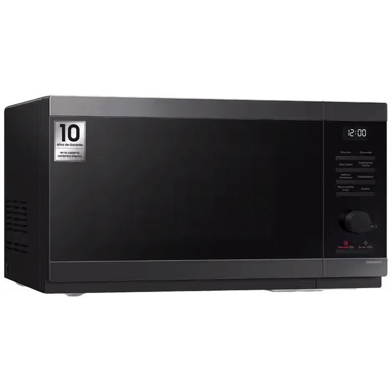 104758729_1