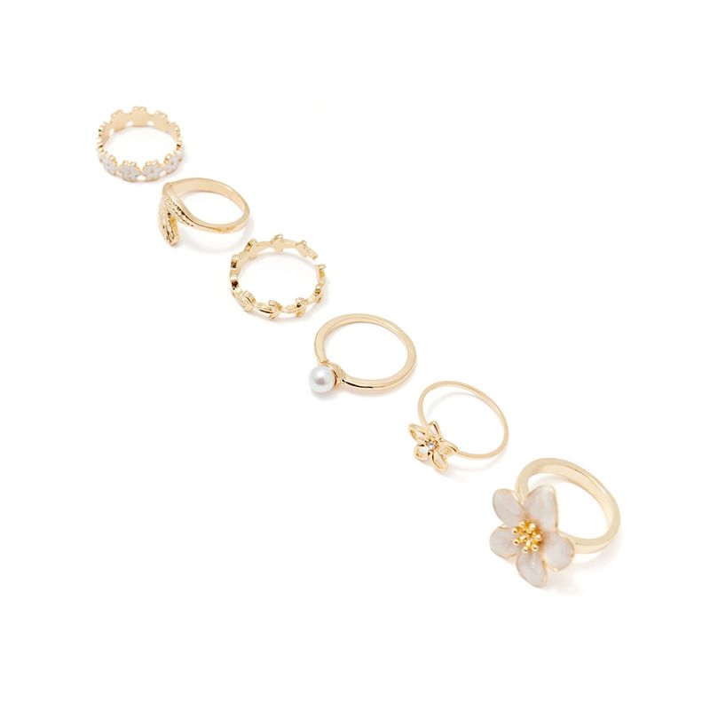 104676473-Set-de-6-anillos-dorados-para-mujer