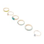 104676476-Set-de-6-anillos-dorados-para-mujer