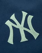 104695191-Sueter-deportivo-Yankees-azul-navy-para-hombre