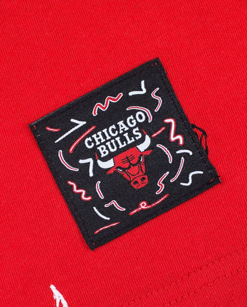 104727963-Camiseta-deportiva-Chicago-Bulls-roja-estampada-para-hombre