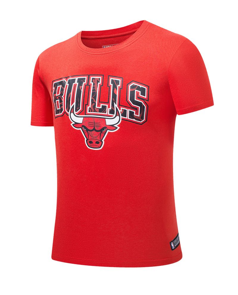 104727974-Camiseta-deportiva-Chicago-Bulls-roja-estampada-para-hombre