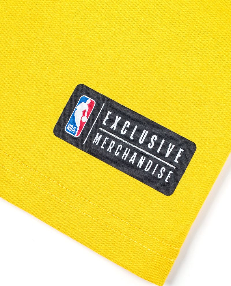 104727978-Camiseta-deportiva-Lakers-amarilla-estampada-para-hombre