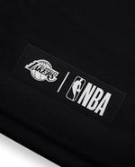 104746285-Camiseta-deportiva-Lakers-basketball-negra-para-hombre