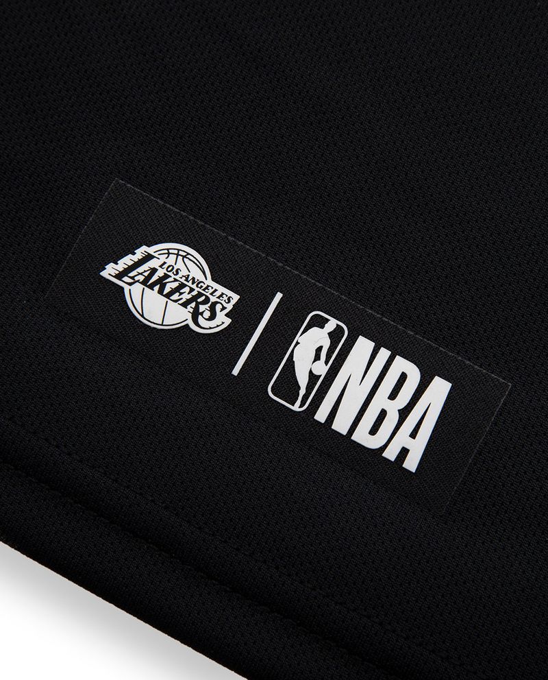 104746285-Camiseta-deportiva-Lakers-basketball-negra-para-hombre