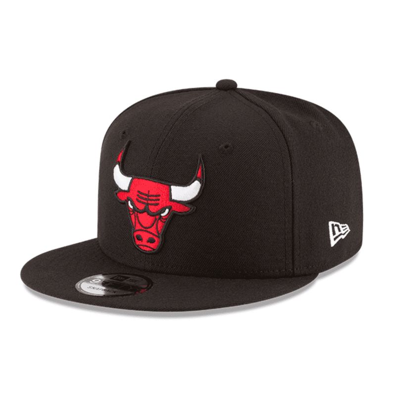 104688691-Gorra-New-Era-950-Chicago-Bulls-negra-para-hombre