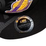 104753094-Gorra-color-negro-de--Lakers-Los-Angeles-para-niño