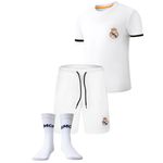 104761580-Conjunto-deportivo-de-3-piezas-blanco-con-estampado-del-Real-Madrid-para-niño