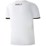 104761580-Conjunto-deportivo-de-3-piezas-blanco-con-estampado-del-Real-Madrid-para-niño