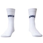 104761580-Conjunto-deportivo-de-3-piezas-blanco-con-estampado-del-Real-Madrid-para-niño