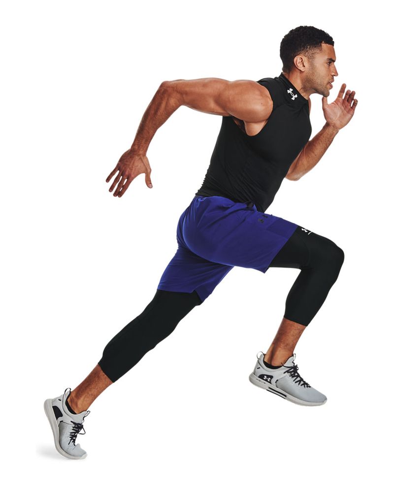 104704056-Malla-deportiva-HeatGear®-Under-Armour-capri-negra-estampada-para-hombre