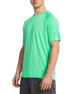 104736048-Camiseta-deportiva-Under-Armour-verde-estampada-para-hombre