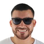104733248-Lentes-de-sol-wayfarer-para-hombre-Ray-Ban-