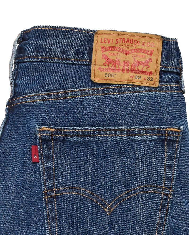 104758952-Jeans-Levi-s®-505™-Regular-fit-azul-denim-para-hombre