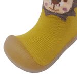 104612932-Zapato-antideslizante-Orange-design-color-amarillo-unisex