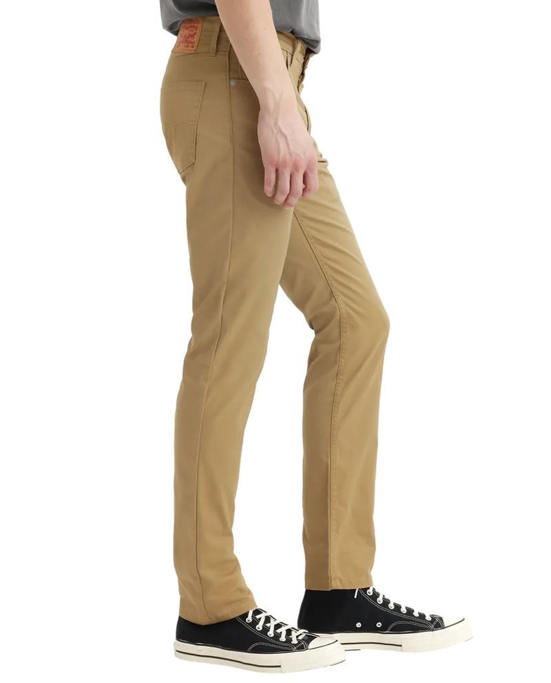 104675445-Jeans-Levi-s-511™-Slim-khaki-solido-para-hombre