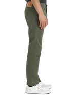 104683573-Jeans-Levi-s-505™-Regular-verde-solido-para-hombre