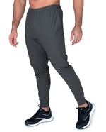104722090-Jogger-deportivo-Everlast-gris-estampado-para-hombre