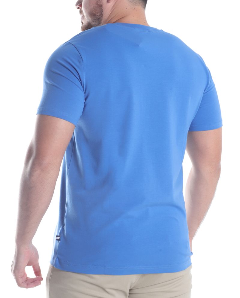 104740299-Camiseta-basica-Nautica-azul-solida-para-hombre
