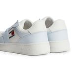 104765500-Zapato-casual-Tommy-Hilfiger-color-celeste-blanco-para-mujer
