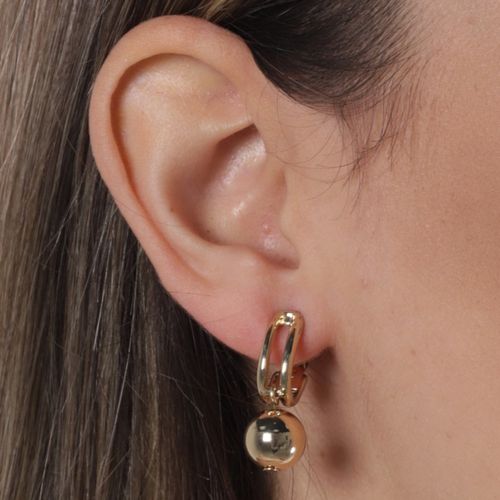 Aretes dorados para mujer