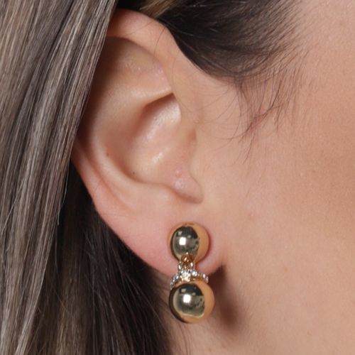 Aretes dorados para mujer