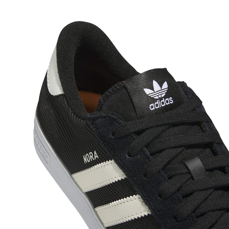 104778631-CYBER-MONDAY-Zapato-deportivo-casual-Adidas-Nora-negros-para-hombre