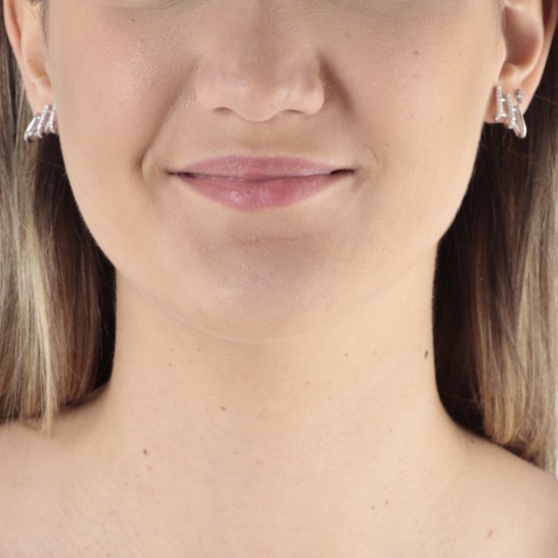 104668470-Aretes-de-plata-color-plateado-para-mujer