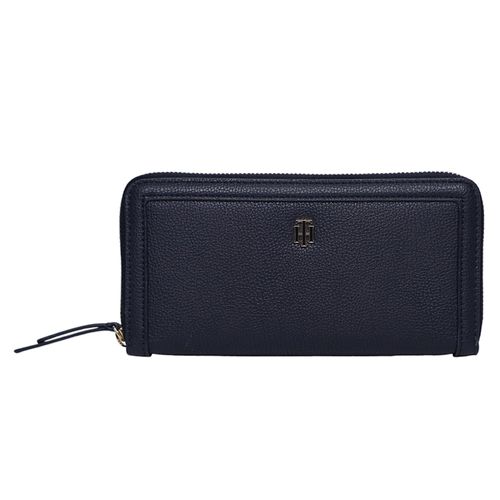 Billetera zip around Tommy Hilfiger color navy para mujer