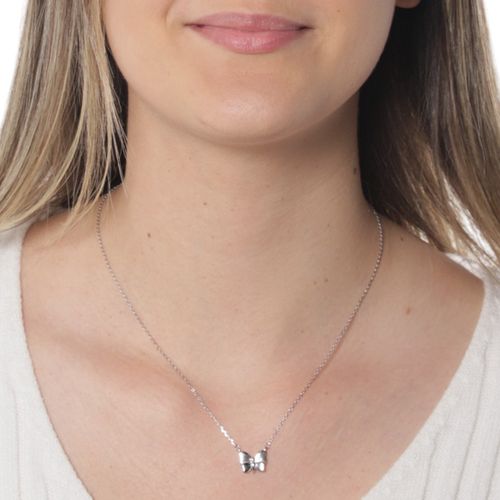 Cadena de plata con dije de mariposa 1mm- 18" para mujer