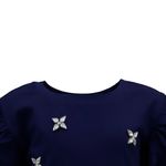 104624885-Blusa-azul-con-flores-de-cristal-para-niña