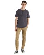 104768756-Pantalon-chino-slim-fit-Easy-Wear-camel-solido-para-hombre