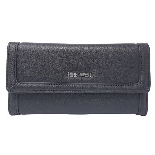 Billetera flap Nine West Zuri color negro para mujer