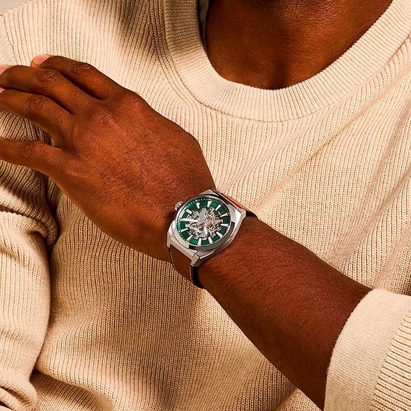 104765677-Reloj-Fossil-analogo-cuero-cafe-para-hombre
