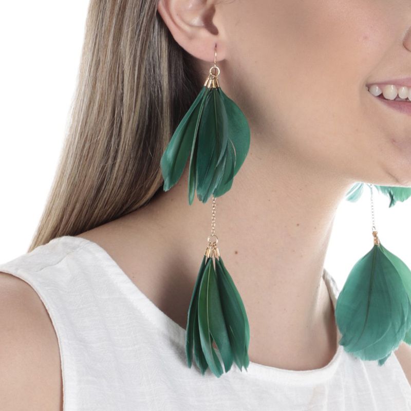 104676519-Aretes-largos-de-plumas-verdes-para-mujer